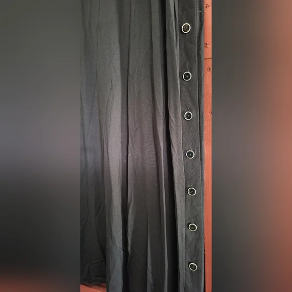 Catherines Black Maxi Short Sleeve Dress w/ Button Accents '- Size 24 - Picture 4 of 5